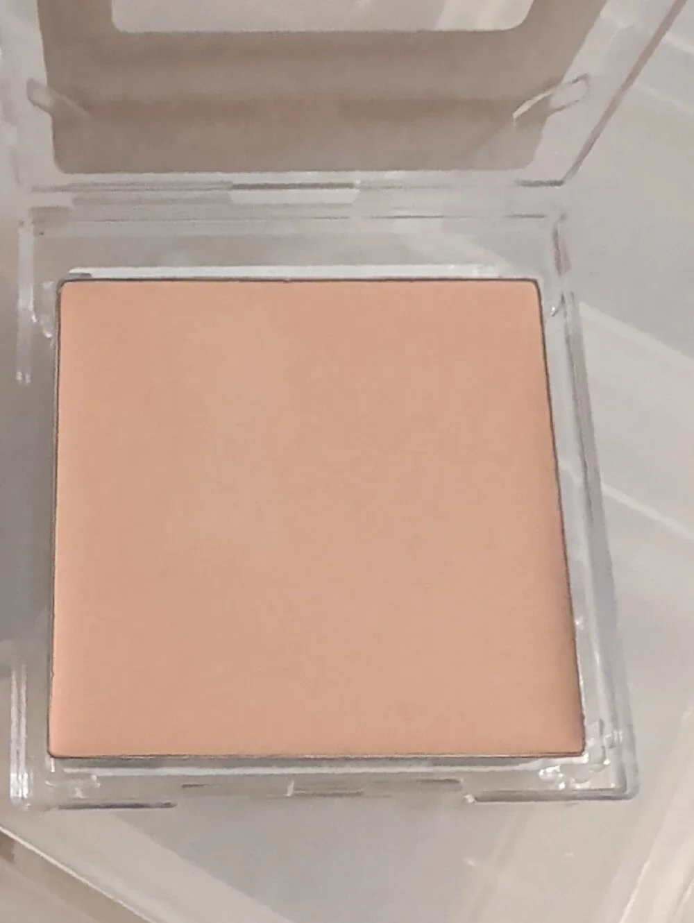 Mary Kay Creme-to-Powder Foundation - Ivory 1 (Light Beige)